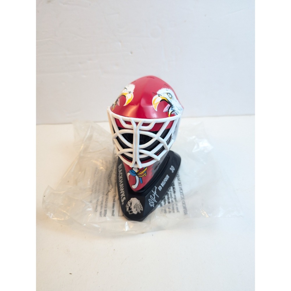 1996 McDonald's Mini NHL Goalie Mask Replica Ed BELFOR Black Hawks w/ Bag